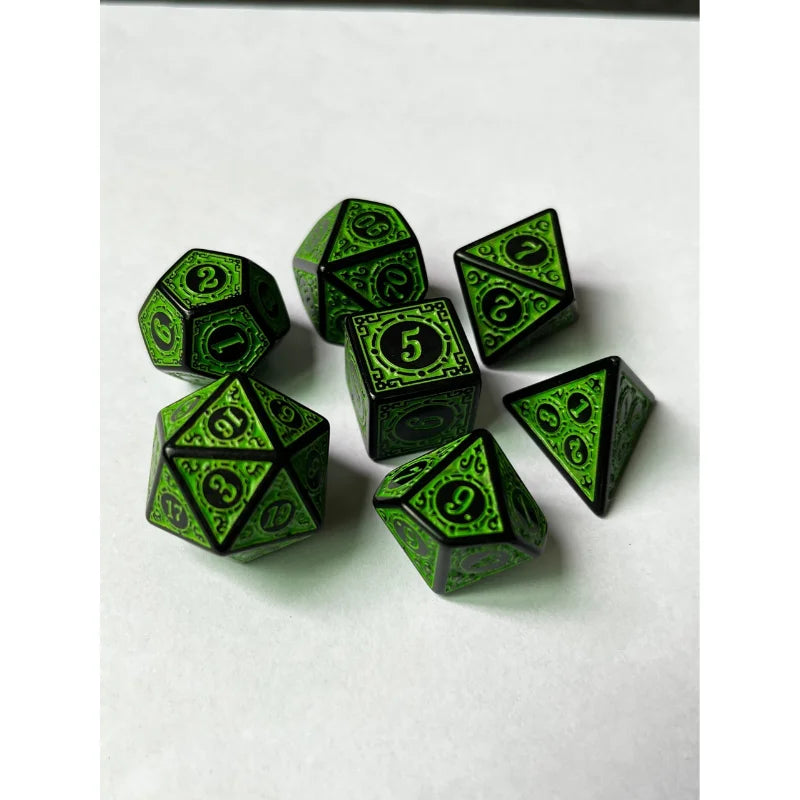 Polyhedral 7-Die Carved Pattern Dice Set